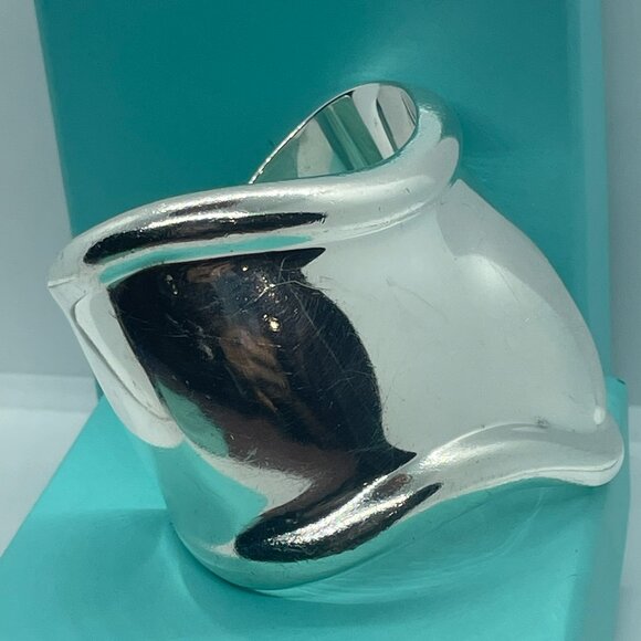 Tiffany & Co. Silver Elsa Peretti Bone Cuff Left Hand Medium 6" Circumference - Picture 2 of 16